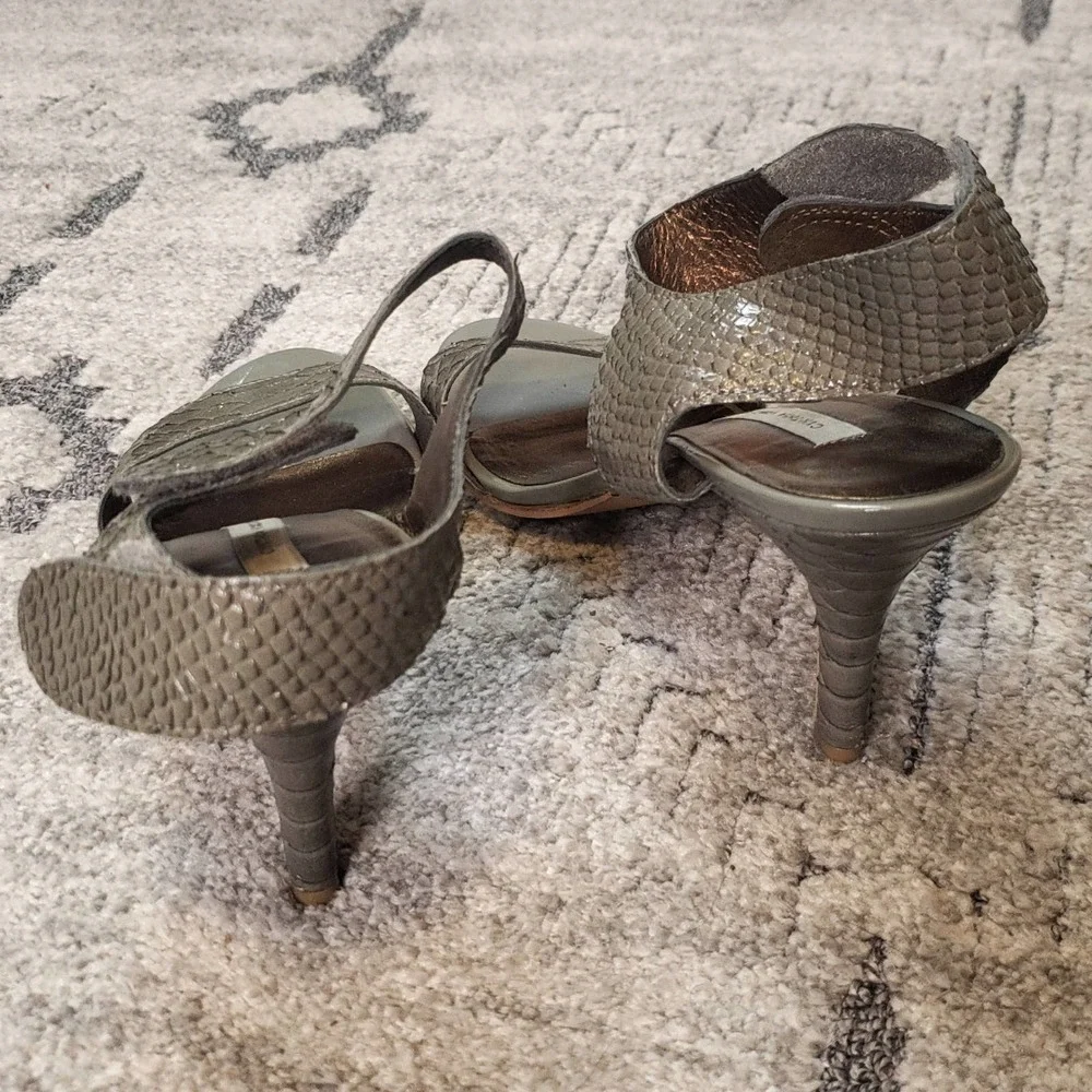 Cynthia Vincent Croc Green Sandals Siz 9 - Picture 4 of 8